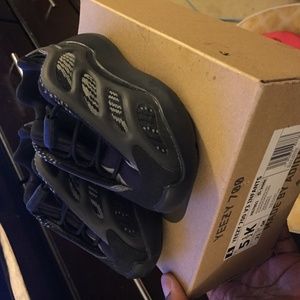 yeezy boost v3 infants 700